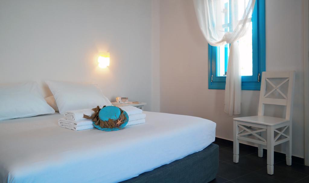 Miramare Hotel Folegandros Town Room photo
